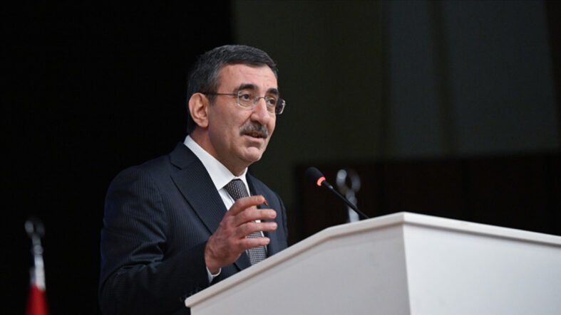 EKK’da sanayide üretimi, rekabeti ve ihracatı artırmak ele alınıyor