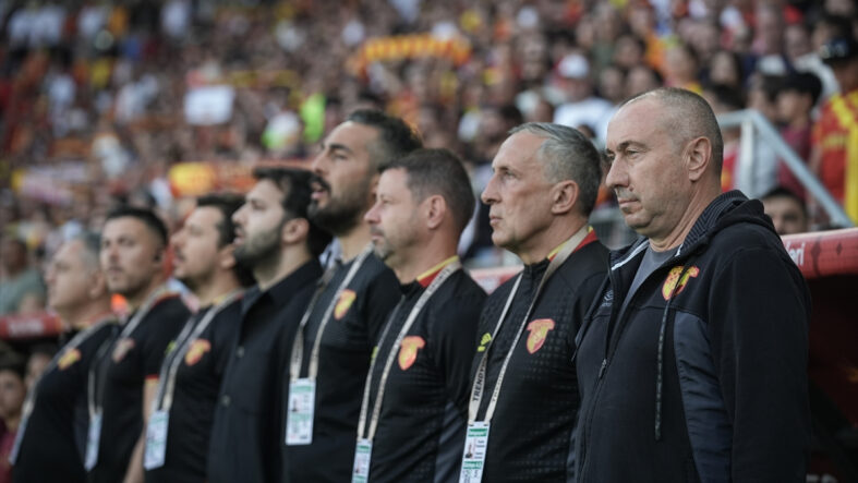 Stanimir Stoilov: Hatayspor Maçında İki Puan Kaybettik