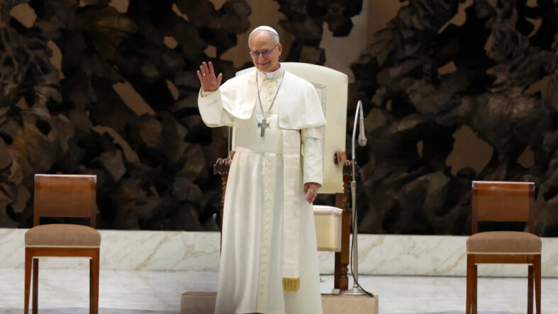 Yeni Papa Türkiye'ye gelmek için hazırlanıyor