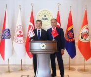 Başbakan Ünal Üstel Türkiye Cumhuriyeti İçişleri Bakanı Ali Yerlikaya ile biraraya geldi.