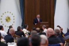 Türkiye Cumhurbaşkanı Yardımcısı Yılmaz KKTC’li muhtarları kabul etti