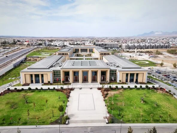 1770742078315yeni meclis geniş görüntü